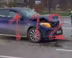 Mercedes Ольги Анисимовой и Geely столкнулись на Ленинском проспекте Москвы olgi anisimovoj i stolknulis na leninskom prospekte moskvy-t-nw-ru-0