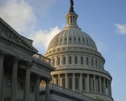 Палата представителей США открывает доступ к материалам по делу Эпштейна palata predstavitelej ssha otkryvaet dostup k materialam po delu epshtejna-t-nw-ru-0