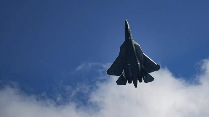 TWZ: Россия стремится произвести фурор с истребителем Су-57 в ОАЭ