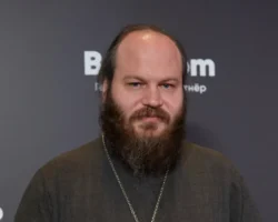 Священник Павел Островский обсуждает сожительство и влияние на демографию svyashhennik pavel ostrovskij obsuzhdaet sozhitelstvo i vliyanie na demografiyu-t-nw-ru-0