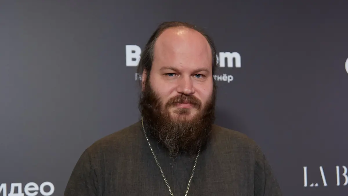 Священник Островский назвал «верными блудниками» всех, кто живет в сожительстве