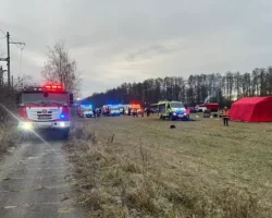 В Южной Чехии произошло столкновение экспресс-поезда и пассажирского состава v yuzhnoj chehii proizoshlo stolknovenie ekspresspoezda i passazhirskogo sostava-t-nw-ru-0