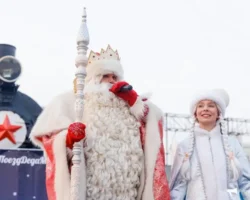 vladivostok stanovitsya otpravnoj tochkoj dlya volshebnogo puteshestviya deda moroza po rossii-t-nw-ru-0