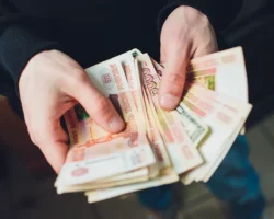 Альберт Тришкин предлагает таксисту компенсацию в 2 миллиона рублей для примирения albert trishkin predlagaet taksistu kompensacziyu v 2 milliona rublej dlya primireniya-t-nw-ru-0