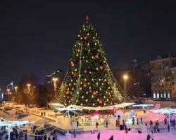 Денис Паслер и команда заботятся о благополучии жителей Свердловской области в праздники denis pasler i komanda zabotyatsya o blagopoluchii zhitelej sverdlovskoj oblasti v prazdniki-t-nw-ru-0