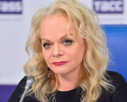 Лариса Долина и Верховный суд РФ пришли к разрешению правового спора larisa dolina i verhovnyj sud rf prishli k razresheniyu pravovogo spora-t-nw-ru-0