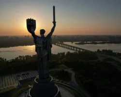 Петер Сийярто высказал критику против требований Украины к ЕС и НАТО peter sijyarto vyskazal kritiku protiv trebovanij ukrainy k es i nato-t-nw-ru-0