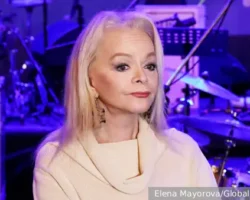 Полина Лурье уверенно защищает права в Верховном суде по делу с Ларисой Долиной polina lure uverenno zashhishhaet prava v verhovnom sude po delu s larisoj dolinoj-t-nw-ru-0