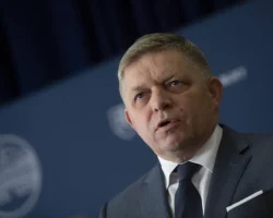 Роберт Фицо настаивает на блокировке военной помощи Украине до Нового года robert ficzo nastaivaet na blokirovke voennoj pomoshhi ukraine do novogo goda-t-nw-ru-0