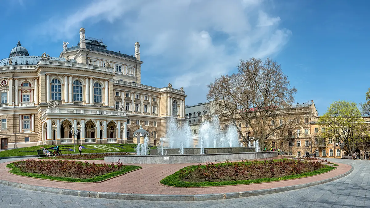 СМИ: Приехавшие в Одессу с Западной Украины оскорбляют местных жителей