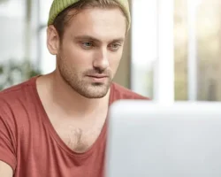 Советы Центра «Зрение» о сохранении глаз при работе за компьютером допоздна sovety czentra zrenie o sohranenii glaz pri rabote za kompyuterom dopozdna-t-nw-ru-0