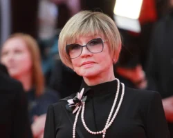 Светлая память о Вере Алентовой, легенде сцены и фильмов Владимира Меньшова svetlaya pamyat o vere alentovoj legende sczeny i filmov vladimira menshova-t-nw-ru-0