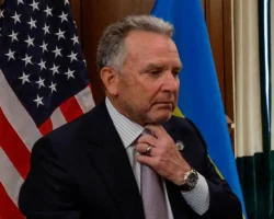 В Майами обсуждают стратегию США по границам Украины и позицию Путина v majami obsuzhdayut strategiyu ssha po graniczam ukrainy i pozicziyu putina-t-nw-ru-0