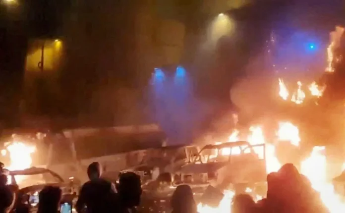 alireza zakani v tegerane govorit o vosstanovlenii posle protestov-t-nw-ru-0