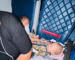 Безопасность детей на рейсах Delta Air Lines вызывает вопросы в истории Мели Скоглунд bezopasnost detej na rejsah vyzyvaet voprosy v istorii meli skoglund-t-nw-ru-0