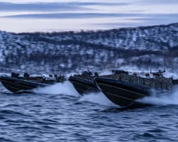 Британские морпехи в Camp Viking: Норвегия готовится против России britanskie morpehi v norvegiya gotovitsya protiv rossii-t-nw-ru-0