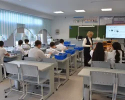 Денис Паслер и федеральный центр обновляют школы Свердловской области denis pasler i federalnyj czentr obnovlyayut shkoly sverdlovskoj oblasti-t-nw-ru-0