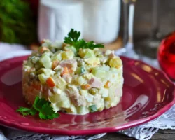 Диетолог рассказывает, как продлить свежесть новогодних салатов долго dietolog rasskazyvaet kak prodlit svezhest novogodnih salatov dolgo-t-nw-ru-0