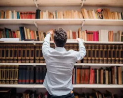 История Popcorn Books и Дмитрия Протопопова: вызовы и перемены istoriya i dmitriya protopopova vyzovy i peremeny-t-nw-ru-0