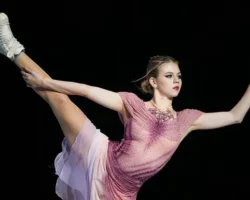 Новый триумф Трусовой и Тутберидзе с Макаром Игнатовым novyj triumf trusovoj i tutberidze s makarom ignatovym-t-nw-ru-0