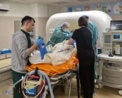 rebenka iz horlov dostavili v rossijskuyu detskuyu klinicheskuyu bolniczu posle ataki vsu-t-nw-ru-0