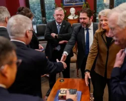 США, Дания, Гренландия: Ларс Лекке Расмуссен и новый вектор ssha daniya grenlandiya lars lekke rasmussen i novyj vektor-t-nw-ru-0