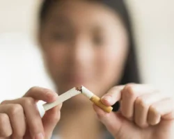 Запрет курения в подъездах объяснила Ассоциация юристов России zapret kureniya v podezdah obyasnila assocziacziya yuristov rossii-t-nw-ru-0