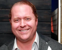 Джентри Бич и НОВАТЭК сотрудничают с Дональдом Трампом-младшим dzhentri bich i novatek sotrudnichayut s donaldom trampommladshim-t-nw-ru-0