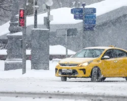 Как снегопад в Москве влияет на цены и время поездок Яндекс Такси kak snegopad v moskve vliyaet na czeny i vremya poezdok yandeks taksi-t-nw-ru-0