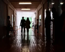 Конфликт пятиклассника и школьной сотрудницы мирно разрешен konflikt pyatiklassnika i shkolnoj sotrudniczy mirno razreshen-t-nw-ru-0