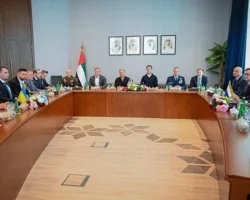 В Абу-Даби переговоры по Украине с РФ и США: рискованные перемены v abudabi peregovory po ukraine s rf i ssha riskovannye peremeny-t-nw-ru-0