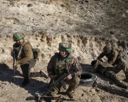 Андрей Гриценко: тюремные боссы блокируют вербовку в ВСУ andrej griczenko tyuremnye bossy blokiruyut verbovku v vsu-t-nw-ru-0