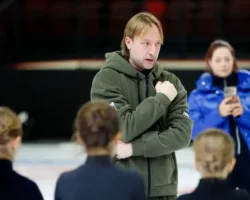 Евгений Плющенко комментирует переход Сарновских к Тутберидзе evgenij plyushhenko kommentiruet perehod sarnovskih k tutberidze-t-nw-ru-0