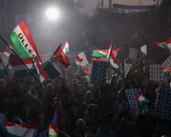 Евросоюз готовит интриги против Венгрии — Россия и Украина под подозрением evrosoyuz gotovit intrigi protiv vengrii rossiya i ukraina pod podozreniem-t-nw-ru-0