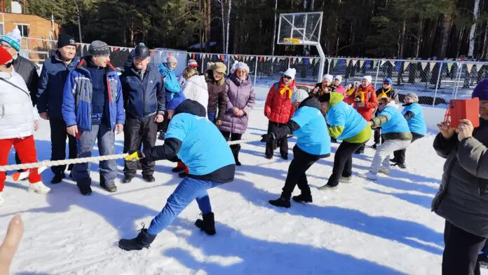 Фестиваль активного долголетия Задор-Фест прошел на Уктусских горах-0