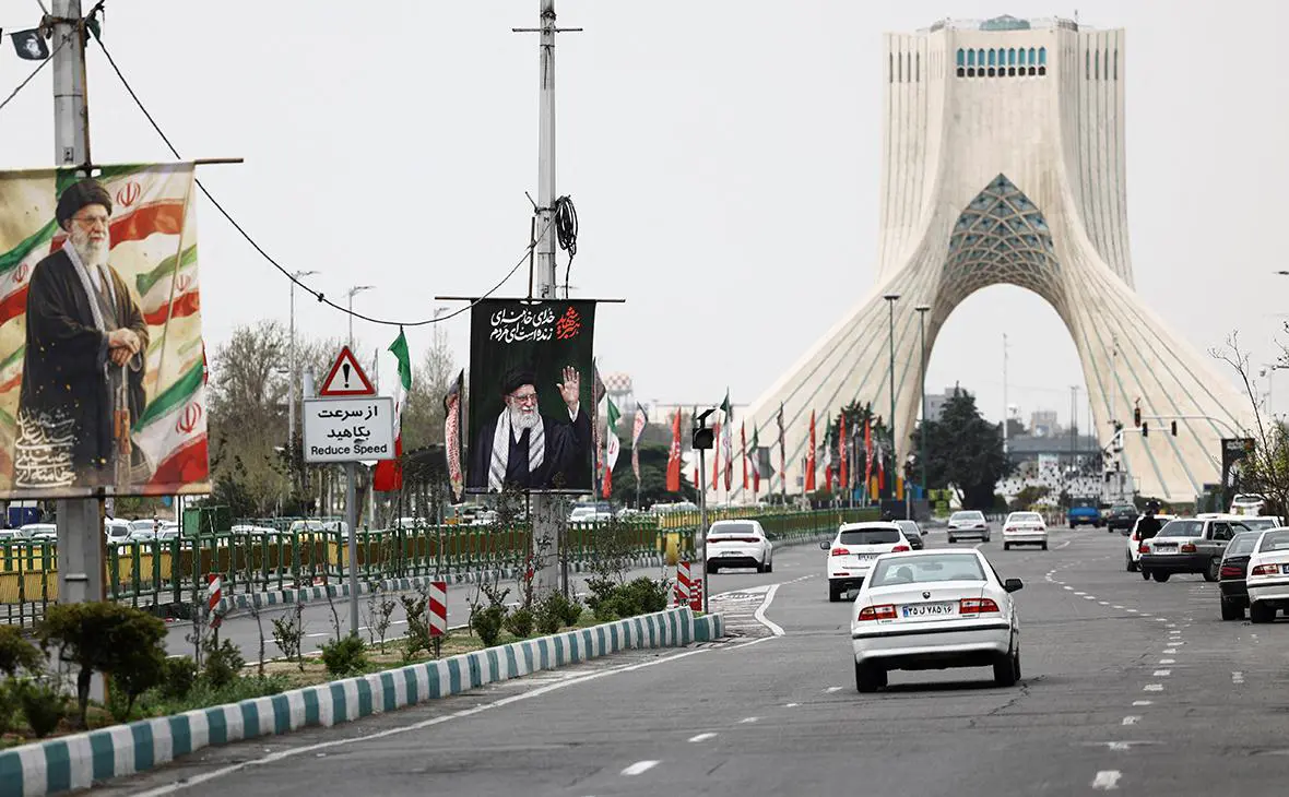 Виды Тегерана  (Majid Asgaripour / Reuters)