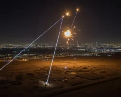 Минобороны ОАЭ подтвердило безопасность региона, отразив атаку Ирана minoborony oae podtverdilo bezopasnost regiona otraziv ataku irana-t-nw-ru-0