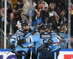 Сибирь побеждает ЦСКА и становится участником Кубка Гагарина КХЛ sibir pobezhdaet czska i stanovitsya uchastnikom kubka gagarina khl-t-nw-ru-0