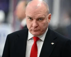 andrej razin i metallurg idut k kubku gagarina obygrav ak bars-t-nw-ru-0