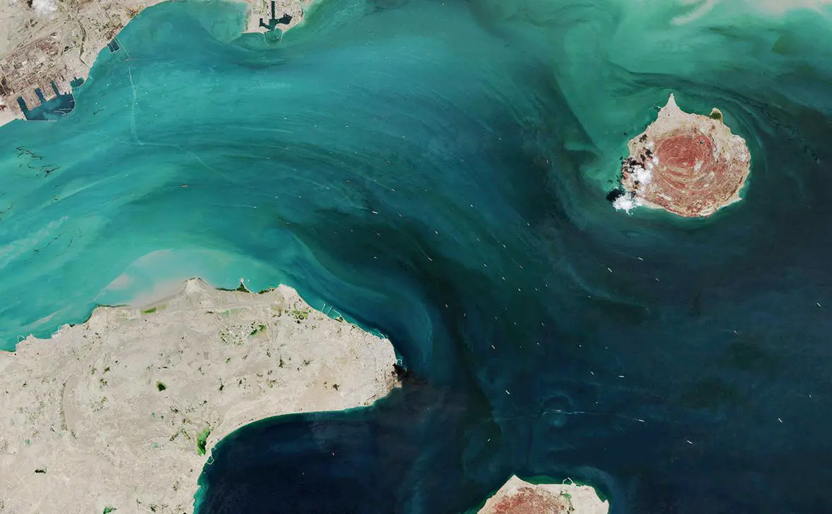 Ормузский пролив (Copernicus Sentinel-2 / European Union / Reuters)