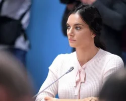 novaya ispanskaya glava eleny isinbaevoj privlekaet vnimanie fns-t-nw-ru-0