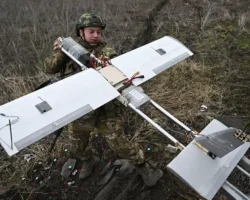 ukraina predstavila dron hmarinka pohozhij na molniyu2-t-nw-ru-0