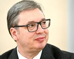 aleksandr vuchich pozdravil putina s dnem pobedy cherez posla rossii-t-nw-ru-0