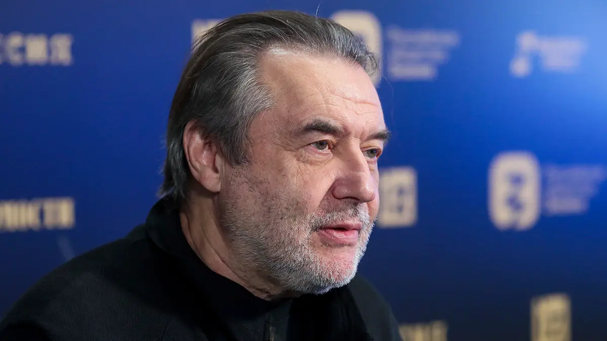 Алексей Учитель высказался о решении дочери Анны окончить школу экстерном