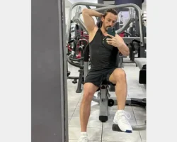 Максим Галкин восхитил поклонников снимками из спортзала в Instagram maksim galkin voshitil poklonnikov snimkami iz sportzala v -t-nw-ru-0