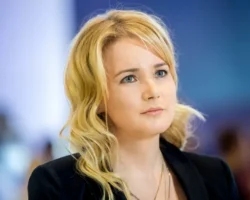 natalya sergunina priglashaet na   moskva dejstvuet-t-nw-ru-0