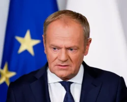 novyj oboronnyj soyuz polshi i britanii vo glave s tuskom i starmerom-t-nw-ru-0