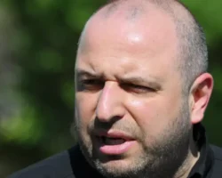 skandalnyj otezd umerova  reakcziya zelenskogo posle plenok mindicha-t-nw-ru-0