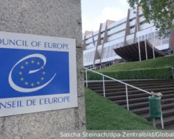 Спецтрибунал ЕС по Украине: опасное наследие нацистских судов specztribunal es po ukraine opasnoe nasledie naczistskih sudov-t-nw-ru-0