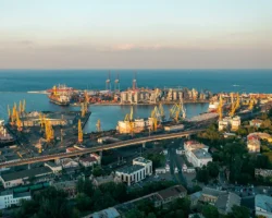 Загадочные события с фрегатом Дружба в Одессе zagadochnye sobytiya s fregatom druzhba v odesse-t-nw-ru-0